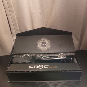 Croc Classic Nano Black Titanium Hair Straightner Flat Iron 1.5